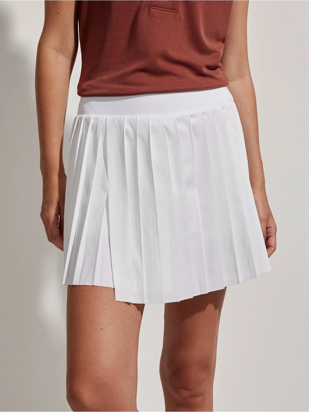 Varley Kalmia Mid Rise Pleated Tennis Golf Skort White NWT Size Large